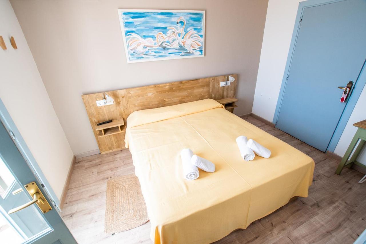Hostal Santi Es Calo  Exteriér fotografie